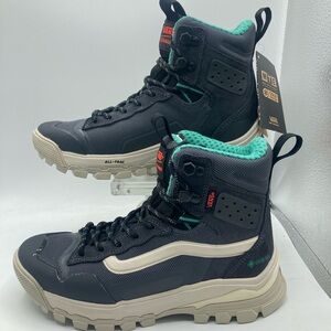 Vans UltraRange EXO Hi MTE-3 Gore-Tex Boots Size (6 Men) (7.5 Women)